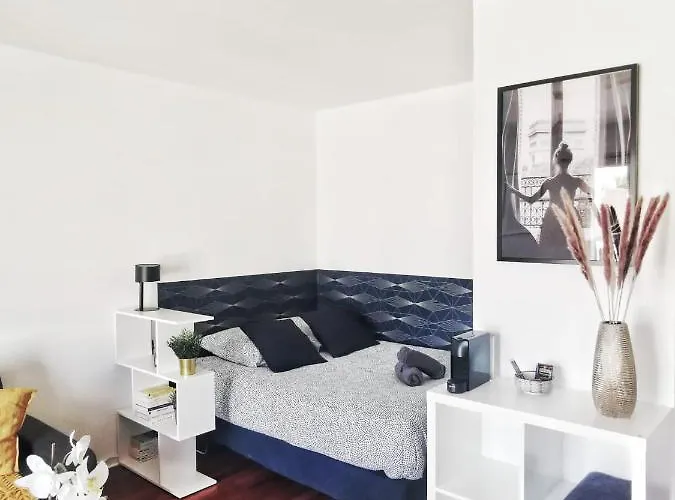 Le 100 Brossolette Apartmán Noisy-le-Grand